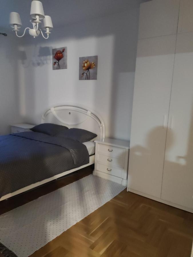 M Apartment