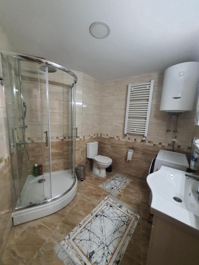 Apartment M *